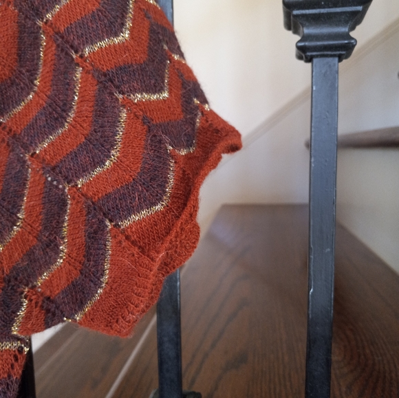 Wool dresse Metallica gold - Picture 3 of 3